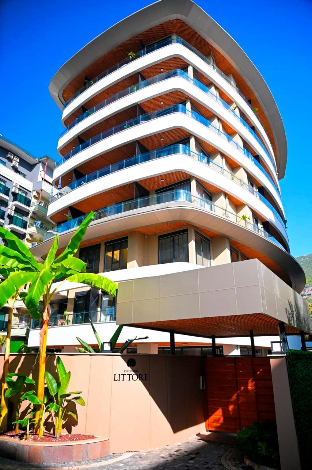 Sa Apartments! 150m To The *