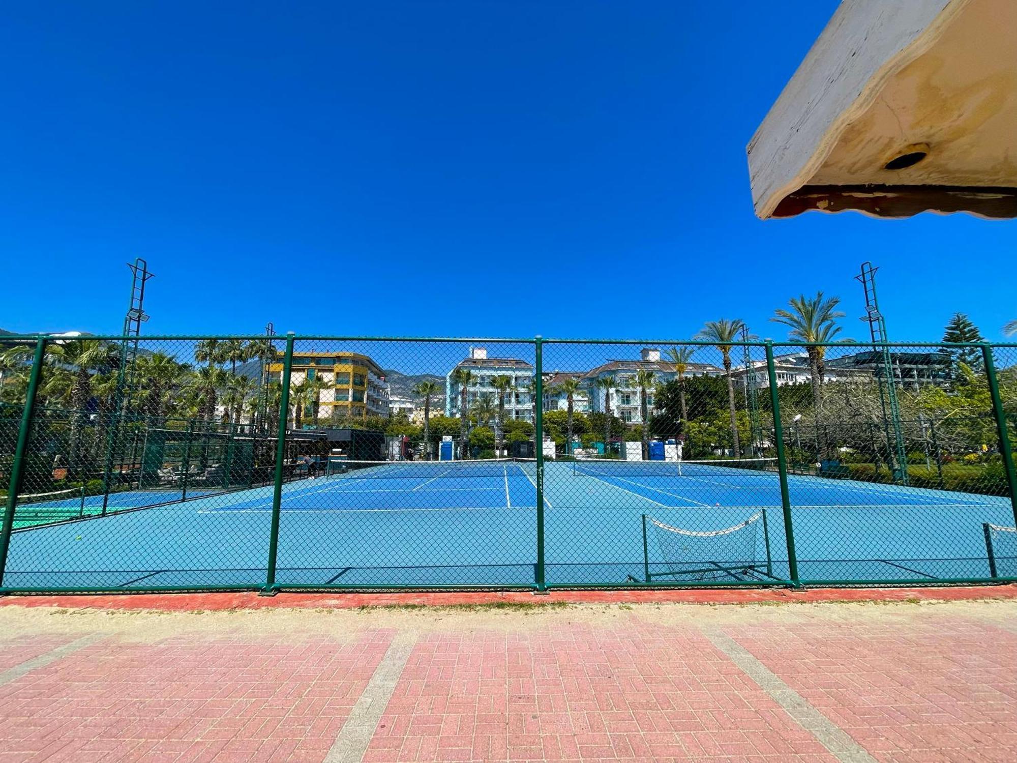 Daire Sa Apartments! 150m To The